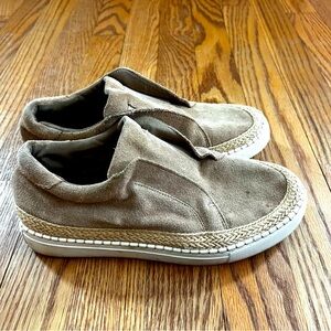 Steve Madden Dasher Comfort Slip On Shoes Womens Size 6 Natural Neural Minimal